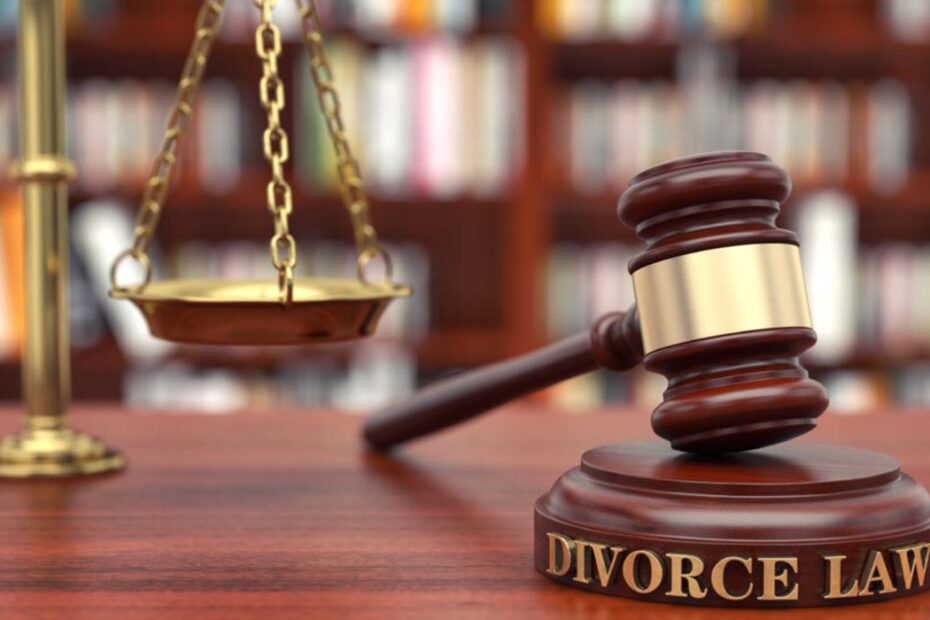 Divorce-Lawyer-